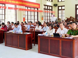Sơn Đồng tổ chức hội nghị lấy ý kiến về đề án sắp xếp, kiện toàn các Chi bộ thôn, tổ dân phố trực thuộc Đảng ủy xã