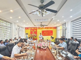 Ban Thường vụ Đảng ủy xã Hòa Lạc họp cho ý kiến nhiều nội dung quan trọng về sắp xếp thôn và kiện toàn tổ chức Đảng