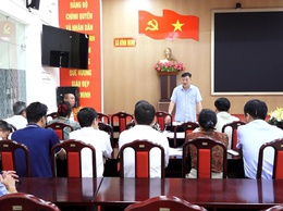 ĐẠI BIỂU HĐND XÃ BÌNH MINH THẢO LUẬN TỔ, ĐÓNG GÓP NHIỀU Ý KIẾN VÀO CÁC NỘI DUNG TRÌNH KỲ HỌP THỨ BA