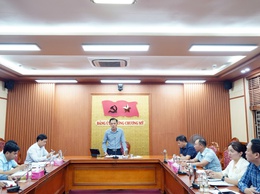 Đồng chí Bí thư Đảng ủy phường Chương Mỹ làm việc với Tổ tuyên truyền, vận động giải phóng mặt bằng Dự án cải tạo, nâng cấp Quốc lộ 6