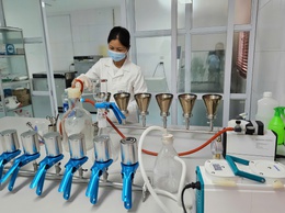 Hành trình tận hiến với hai sứ mệnh: Bảo vệ sức khỏe cộng đồng và vun đắp thế hệ tương lai