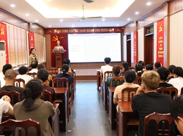 Trạm Y tế xã Vân Đình tổ chức tập huấn, phổ biến kiến thức an toàn thực phẩm cho các cơ sở kinh doanh dịch vụ ăn uống năm 2026