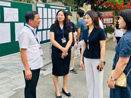 BAN CHỈ ĐẠO THI PHƯỜNG CẦU GIẤY KIỂM TRA, CHỈ ĐẠO SÁT SAO CÔNG TÁC TỔ CHỨC KỲ THI TUYỂN SINH VÀO LỚP 10 THPT NĂM HỌC 2026 - 2027