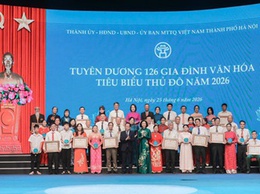 Gia đình bà Đỗ Thị Bích Khương - xã Hoài Đức được vinh danh tại Hội nghị tuyên dương Gia đình văn hóa tiêu biểu Thủ đô năm 2026