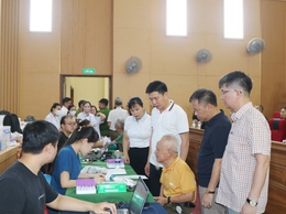 Gần 400 thân nhân liệt sĩ xã Quốc Oai được thu nhận mẫu ADN: thắp lên hy vọng đưa các anh hùng liệt sĩ trở về với tên tuổi