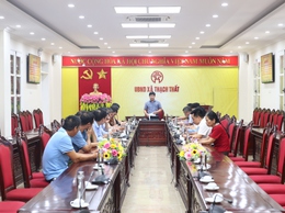 THẠCH THẤT QUYẾT LIỆT GIẢI QUYẾT CÁC ĐIỂM NGHẼN TRONG QUẢN LÝ ĐÔ THỊ VÀ CỤM CÔNG NGHIỆP KIM QUAN