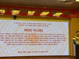 Phường Bạch Mai: Siết chặt quản lý cán bộ, nói không với “tín dụng đen”