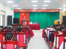 Chi bộ thôn Phủ Quốc tổ chức sinh hoạt định kỳ và sinh hoạt chuyên đề tháng 6 năm 2026