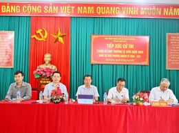 Tổ đại biểu HĐND số 4 và 5 tiếp xúc cử tri trước kỳ họp thứ 2 HĐND xã khóa II nhiệm kỳ 2026 - 2031