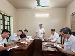 XÃ TRẦN PHÚ TUYÊN TRUYỀN, VẬN ĐỘNG 02 HỘ DÂN TỰ GIÁC THÁO DỠ CÔNG TRÌNH XÂY DỰNG VI PHẠM