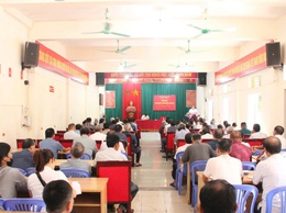 Đồng chí Chủ tịch UBND xã Hòa Lạc dự sinh hoạt thường kỳ tại Chi bộ thôn 6