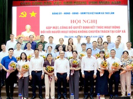 XÃ THƯ LÂM TỔ CHỨC HỘI NGHỊ CÔNG BỐ QUYẾT ĐỊNH KẾT THÚC HOẠT ĐỘNG ĐỐI VỚI NGƯỜI HOẠT ĐỘNG KHÔNG CHUYÊN TRÁCH CẤP XÃ 