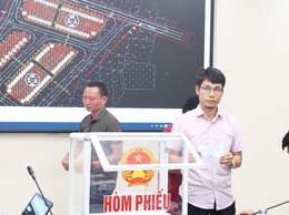 THẠCH THẤT: 31 HỘ DÂN BỐC THĂM VỊ TRÍ ĐẤT TÁI ĐỊNH CƯ DỰ ÁN ĐƯỜNG TỈNH 420 