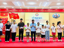 HỘI KHUYẾN HỌC PHƯỜNG VĂN MIẾU - QUỐC TỬ GIÁM: ĐỒNG HÀNH CÙNG HỌC SINH KHÓ KHĂN VƯƠN LÊN HỌC TỐT