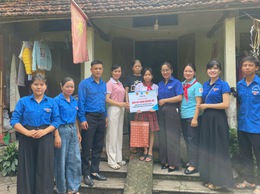 Câu chuyện về nghị lực và ước mơ của em Phùng Thị Quỳnh, học sinh Trường Tiểu học Sen Phương