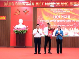 XÃ DÂN HÒA TỔ CHỨC HỘI NGHỊ CÔNG BỐ VÀ TRAO QUYẾT ĐỊNH VỀ CÔNG TÁC CÁN BỘ