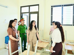 Ban Chỉ đạo Kỳ thi tốt nghiệp THPT xã Phú Nghĩa năm 2026 kiểm tra công tác chuẩn bị tại Điểm thi Trường THCS Trung Hòa