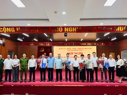 Cán bộ mới, nhiệm vụ mới: Định Công vững bước trong hành trình đổi mới