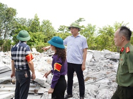 Phường Chương Mỹ tổ chức cưỡng chế buộc thực hiện biện pháp khắc phục hậu quả đối với các trường hợp vi phạm hành chính trong lĩnh vực đất đai, thủy lợi