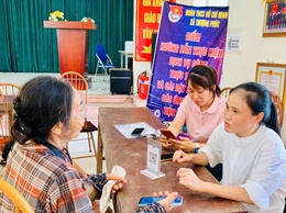 Hiệu quả từ những “cánh tay nối dài” trong công tác chuyển đổi số tại xã Thượng Phúc