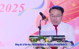 Tưng bừng không khí 