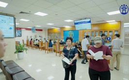 Người dân Hà Nội chính thức làm thủ tục hành chính tại 126 xã, phường mới