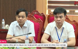 PHÚC THỊNH CÔNG BỐ VÀ TRAO CÁC NGHỊ QUYẾT, QUYẾT ĐỊNH VỀ CÔNG TÁC CÁN BỘ