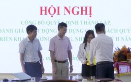UBND xã Hòa Lạc công bố Quyết định thành lập Ban đại diện Hội đồng quản trị Ngân hàng Chính sách xã hội xã