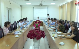 BAN VĂN HÓA - XÃ HỘI HĐND XÃ PHÚC THỊNH GIÁM SÁT HOẠT ĐỘNG TẠI TRẠM Y TẾ XÃ