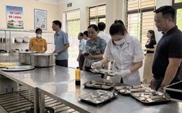 Tăng cường siết chặt quản lý, nâng cao hiệu quả bảo đảm an toàn thực phẩm