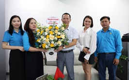 Công đoàn xã Phú Nghĩa chúc mừng các Công ty, Doanh nghiệp nhân dịp kỷ niệm Ngày Doanh nhân Việt Nam