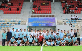 Đội bóng xã Mê Linh thắng thuyết phục 3 - 1 trước xã Ứng Thiên, giành vé vào Bán kết Giải bóng đá Vô địch Thành phố Hà Nội năm 2025