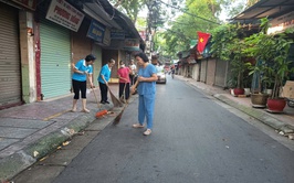 Phường Hai Bà Trưng duy trì công tác tổng vệ sinh môi trường sáng thứ 7 hàng tuần