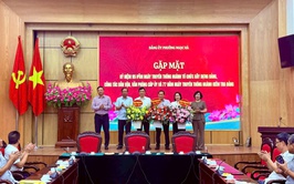 Đảng ủy Phường Ngọc Hà: Gặp mặt thân mật nhân kỷ niệm Ngày truyền thống các cơ quan tham mưu, giúp việc của Đảng