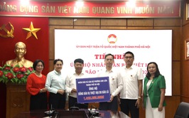 CÁN BỘ VÀ NHÂN DÂN PHƯỜNG KIM LIÊN CHUNG TAY ỦNG HỘ ĐỒNG BÀO LŨ LỤT