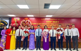 Phường Tây Tựu gặp mặt kỷ niệm nhân Ngày truyền thống các Ban Xây dựng Đảng và Văn phòng cấp ủy