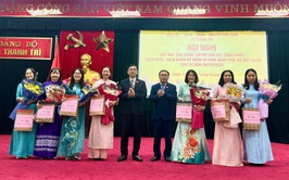 XÃ THANH TRÌ GẶP MẶT NỮ CÁN BỘ, VIÊN CHỨC, NGƯỜI LAO ĐỘNG NHÂN NGÀY 20/10: KHẲNG ĐỊNH VAI TRÒ NGƯỜI PHỤ NỮ TRONG HỆ THỐNG CHÍNH TRỊ