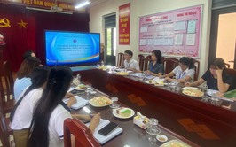Thường trực Hội đồng nhân dân phường Nghĩa Đô khảo sát công tác tuyển sinh năm học 2025-2026