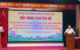 Chi bộ Văn phòng UBND xã Dương Hòa tổ chức sinh hoạt chuyên đề tháng 10/2025 và trao thẻ Đảng cho các đồng chí Đảng viên.