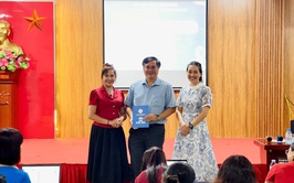 TRƯỜNG MẦM NON ĐỊNH CÔNG TỔ CHỨC TẬP HUẤN BỒI DƯỠNG KỸ NĂNG ỨNG DỤNG TRÍ TUỆ NHÂN TẠO AI TRONG CÔNG TÁC CHĂM SÓC GIÁO DỤC TRẺ NĂM HỌC 2025 - 2026