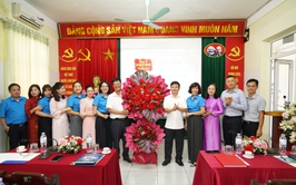 Bệnh viện Đa khoa Chương Mỹ gặp mặt kỷ niệm 95 năm Ngày thành lập Hội Liên hiệp Phụ nữ Việt Nam (20/10/1930 – 20/10/2025); tổ chức Hội thi truyền thông giới thiệu kỹ thuật chuyên môn năm 2025