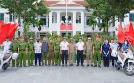 Ban Chỉ đạo 197 xã Quốc Oai ra quân kiểm tra, xử lý vi phạm trật tự đô thị, trật tự xây dựng và vệ sinh môi trường