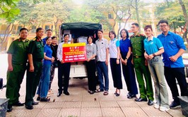 Tấm lòng sẻ chia của phường Ngọc Hà tới bà con vùng bị ảnh hưởng của lũ