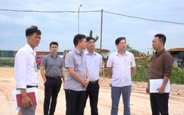 Đoàn công tác HĐND xã khảo sát tình hình giải ngân vốn đầu tư công và công tác giải phóng mặt bằng các dự án trên địa bàn