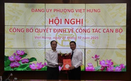 CÔNG BỐ QUYẾT ĐỊNH BỔ NHIỆM PHÓ TRƯỞNG BAN XÂY DỰNG ĐẢNG PHƯỜNG VIỆT HƯNG