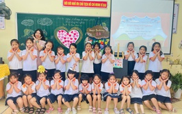 CÔ GIÁO PHẠM THỊ THU – NGƯỜI TRUYỀN LỬA YÊU THƯƠNG VÀ SÁNG TẠO CHO HỌC TRÒ