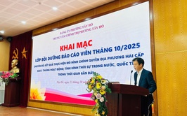 Tây Hồ: Khai mạc lớp bồi dưỡng Báo cáo viên tháng 10/2025