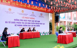 Thư Lâm phát động hưởng ứng Ngày Pháp luật Việt Nam và tổ chức phiên tòa giả định tuyên truyền pháp luật về phòng, chống bạo lực học đường