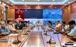 Xã Thanh Trì: Dự trực tuyến Hội nghị triển khai phương án ứng phó bão số 11, yêu cầu bảo đảm an toàn tuyệt đối cho nhân dân của Thành uỷ Hà Nội
