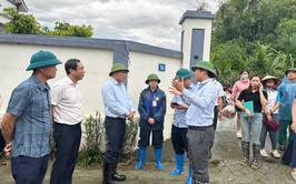 PHÓ BÍ THƯ THƯỜNG TRỰC THÀNH ỦY NGUYỄN VĂN PHONG KIỂM TRA CÔNG TÁC PHÒNG, CHỐNG ÚNG NGẬP TẠI XÃ TRUNG GIÃ